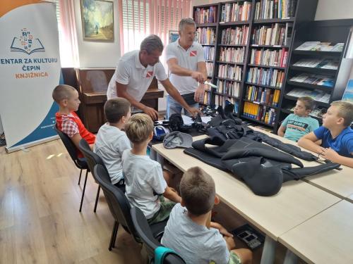 458397926 913135954182644 6762559884805154017 n