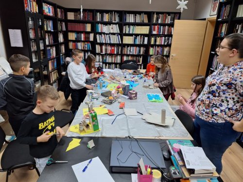 594481752 1274073951422174 6302368825846507612 n